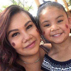 Meet your Posher, Cassandra